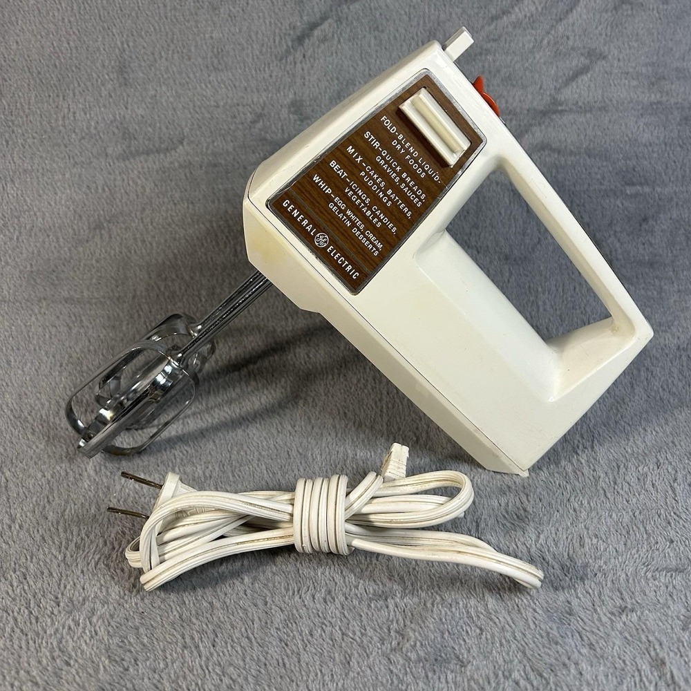 Vintage General Electric Hand Mixer D3M22 WH USA Tested Works Retro Brown Panel‎